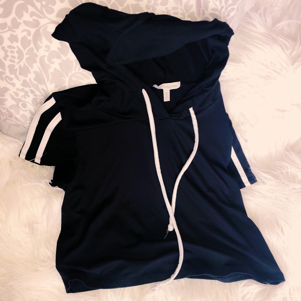 Tee shirt